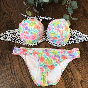 Fun Victoria’s Secret bikini